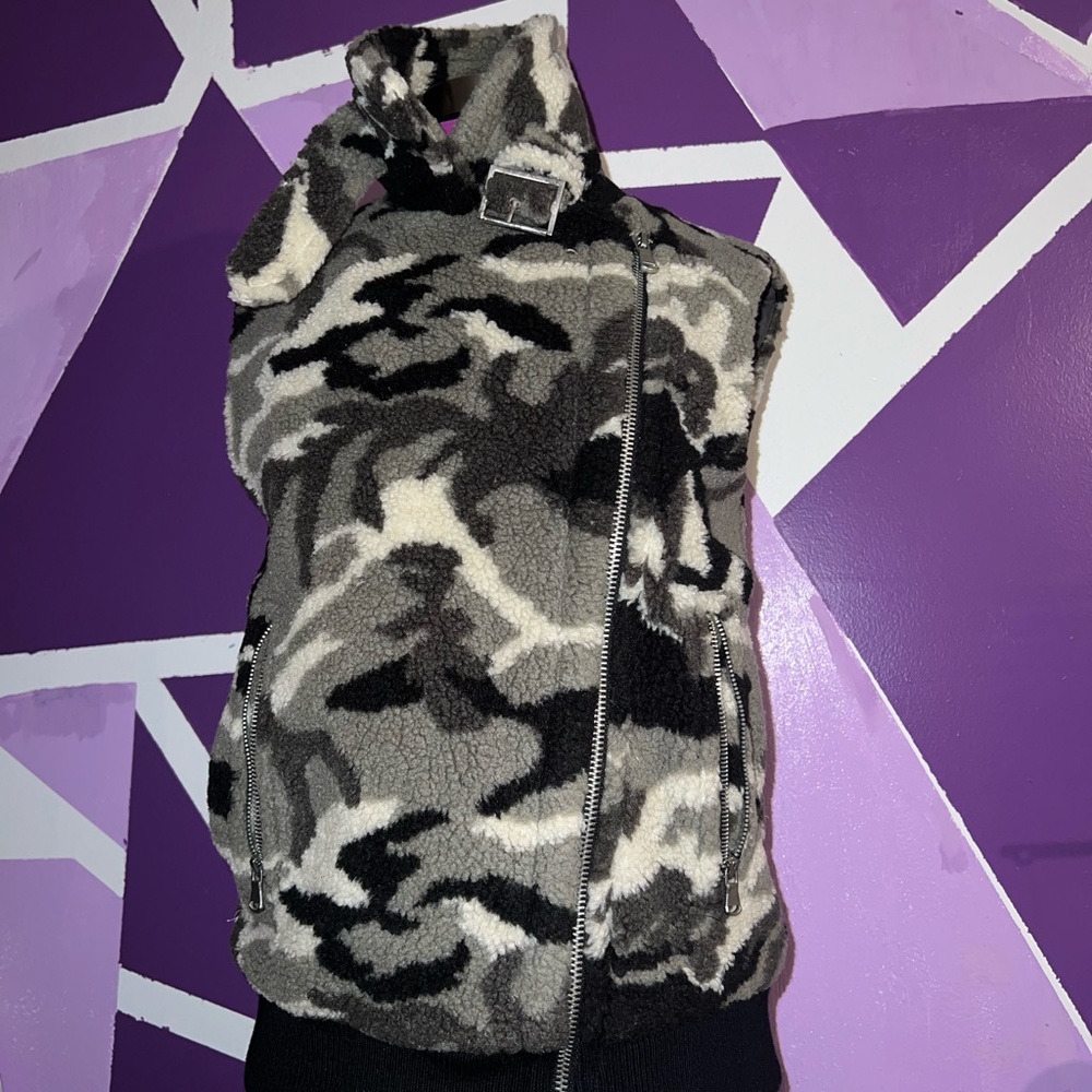 Gray Camo Vest